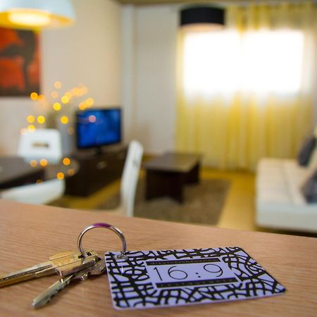Apartamentos 16:9 Playa Suites Almeria Exterior foto