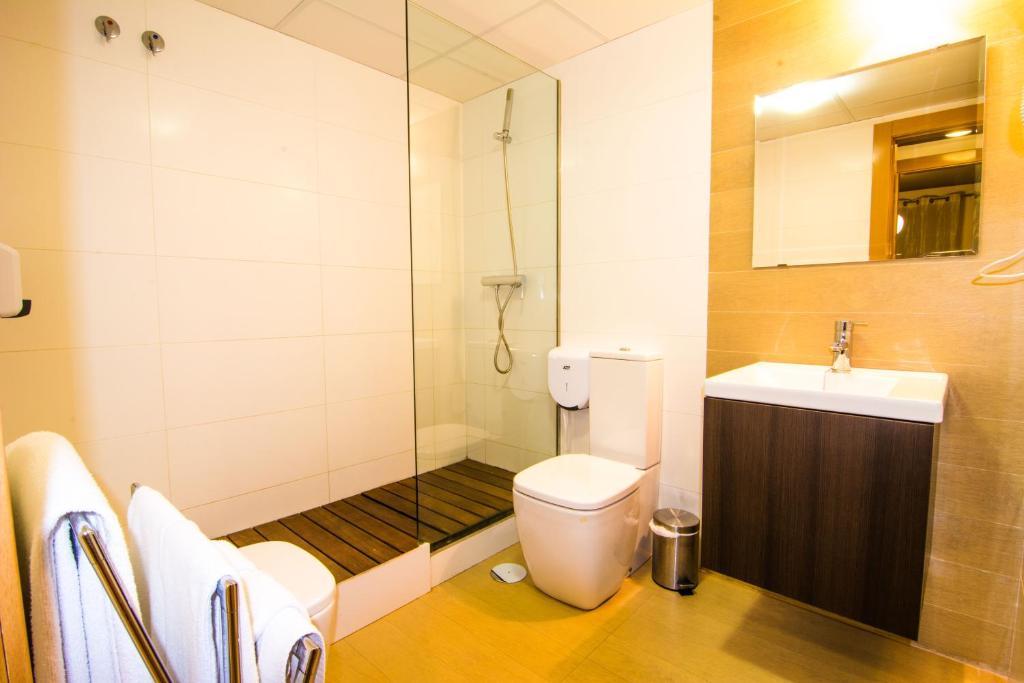 Apartamentos 16:9 Playa Suites Almeria Quarto foto